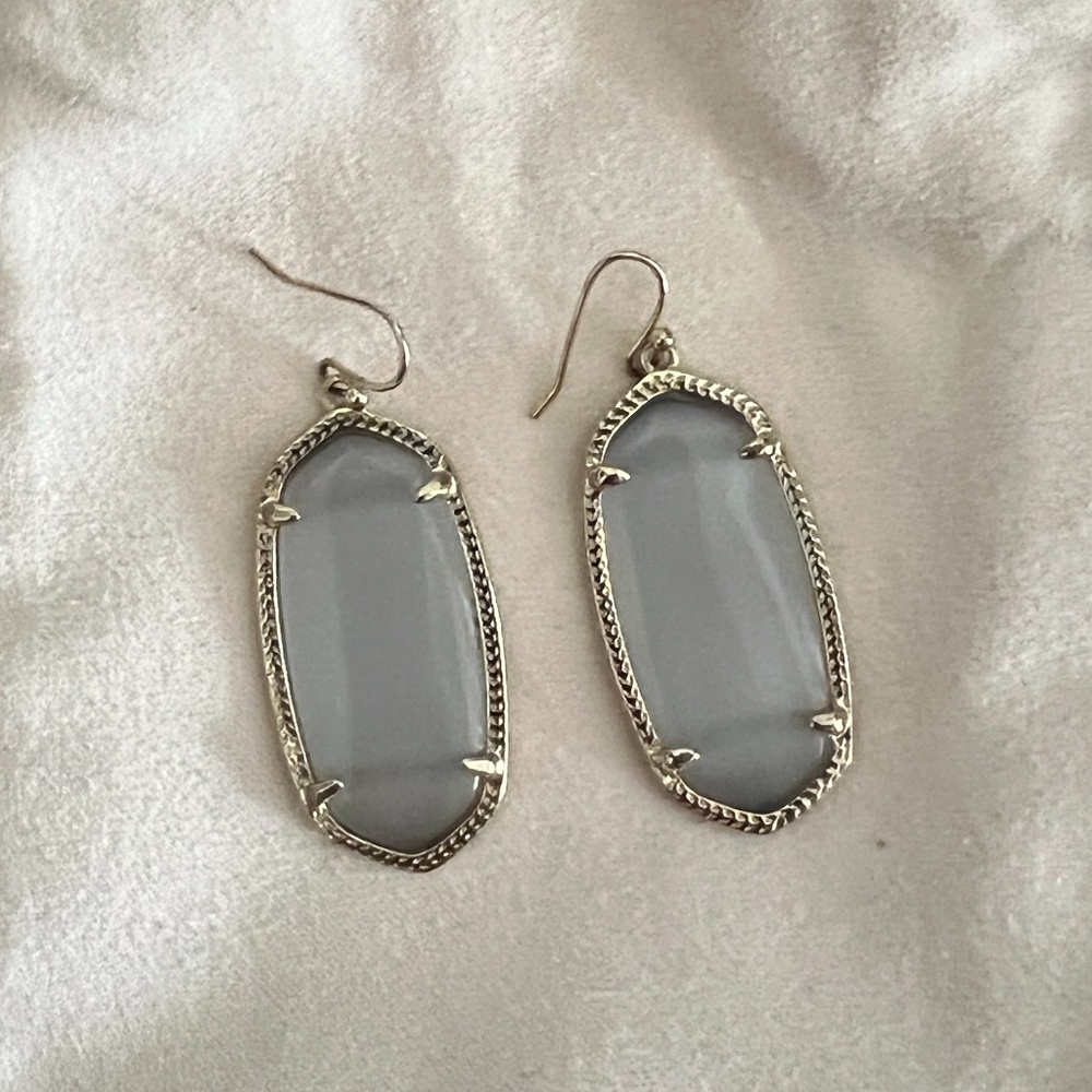 Kendra Scott Gold Drop Earrings - brand new
